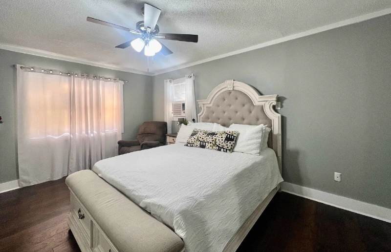 Building Photo - 847 Marianna St