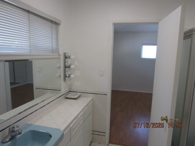 Building Photo - 12715 Hartland St