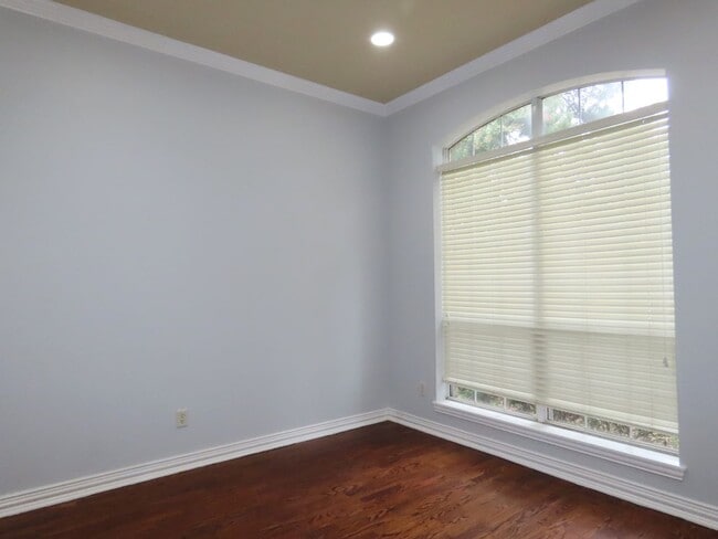 Building Photo - Coming Soon!! South Tyler, Stunning 4 Bedroom. 3.5 Downstairs Master Suite!!