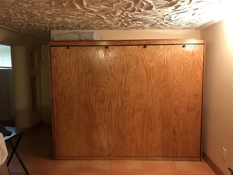 Murphy Bed when Closed - 6214 Lee Hwy