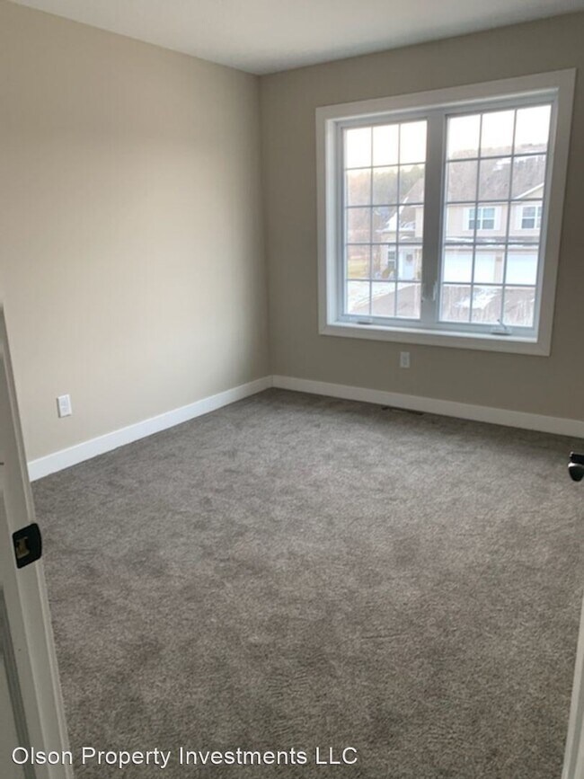 Building Photo - 3 br, 2 bath House - 541 Meadow Lane