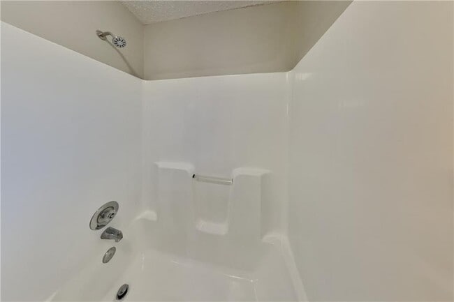 Building Photo - 291 Abbington Way