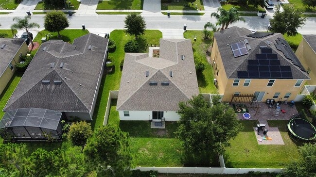Building Photo - 1562 Tamarind Rd