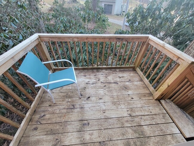 Building Photo - 5 Anderson Creek Rd