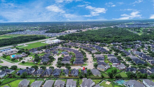 Building Photo - 4614 S Creekmont Dr