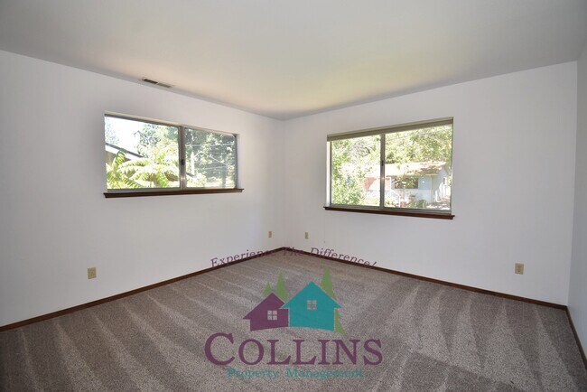 Building Photo - 111 Maryland Dr