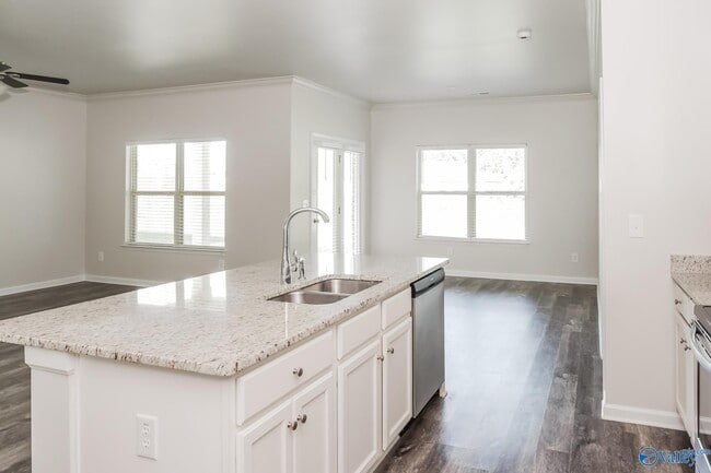 Building Photo - 14853 Norfleet Dr