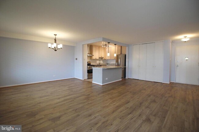 Building Photo - 4501 Arlington Blvd
