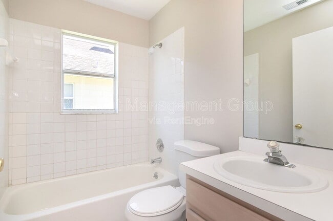 Building Photo - 117 Allison Ave