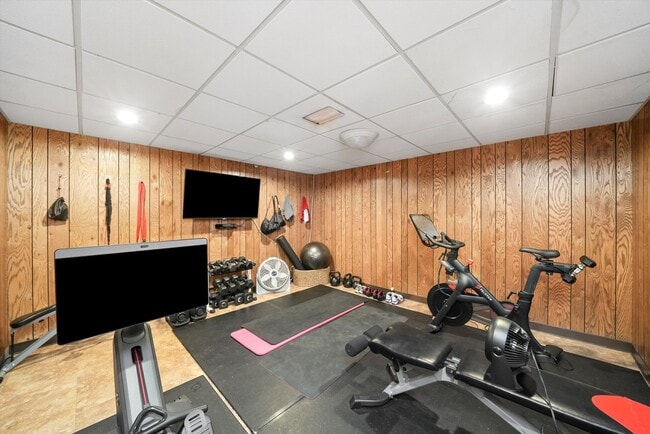 Building Photo - 5238 Pratt Ave