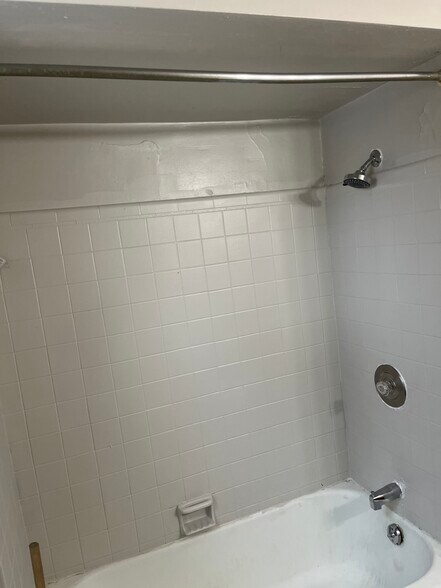 Building Photo - 3919 N Sherman Blvd