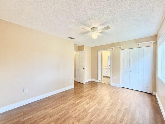 Building Photo - 1647 Gray Bark Dr