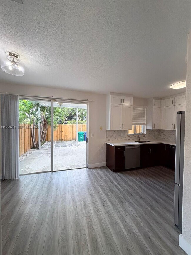 Building Photo - 7319 NW 174th Terrace