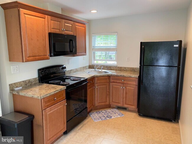 Building Photo - 35 Benburb Rd