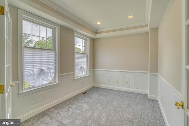 Building Photo - 9902 Player Dr