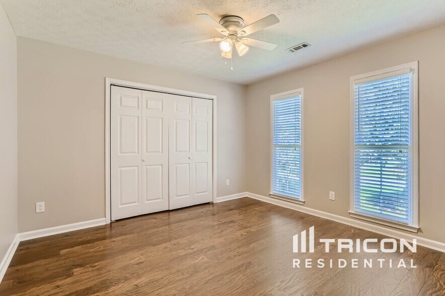 Building Photo - 105 Emerling Ln