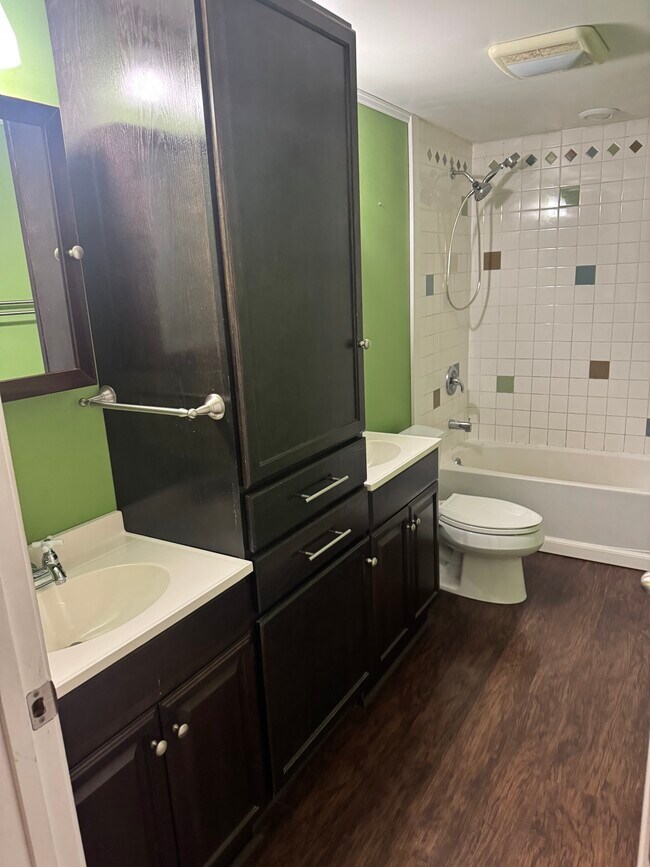 Building Photo - 7493 AR-5