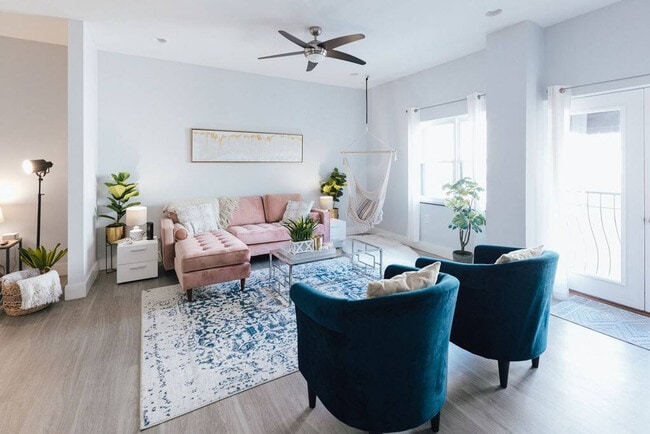 Building Photo - 202 E Main St