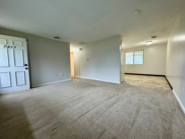 Building Photo - 7417 Rob St NW