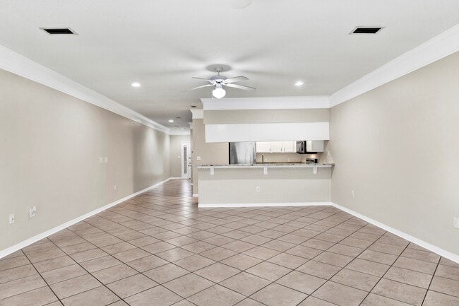 Building Photo - 501 Cotton Creek Dr