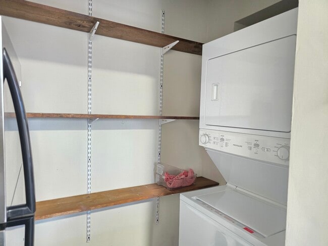 Building Photo - 3507 W Belden Ave