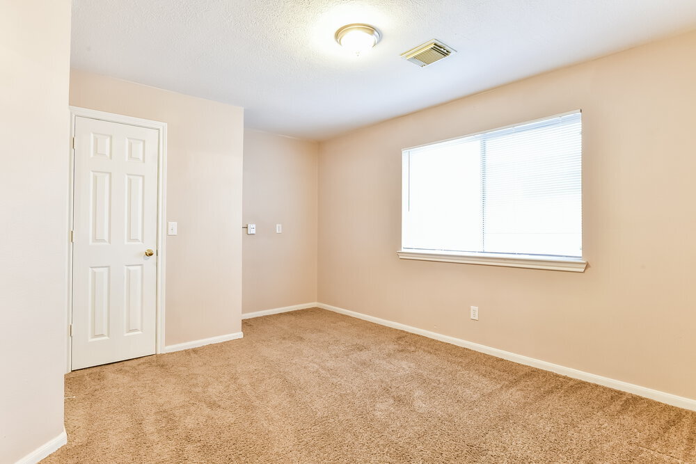 Building Photo - 3219 Candlepine Dr