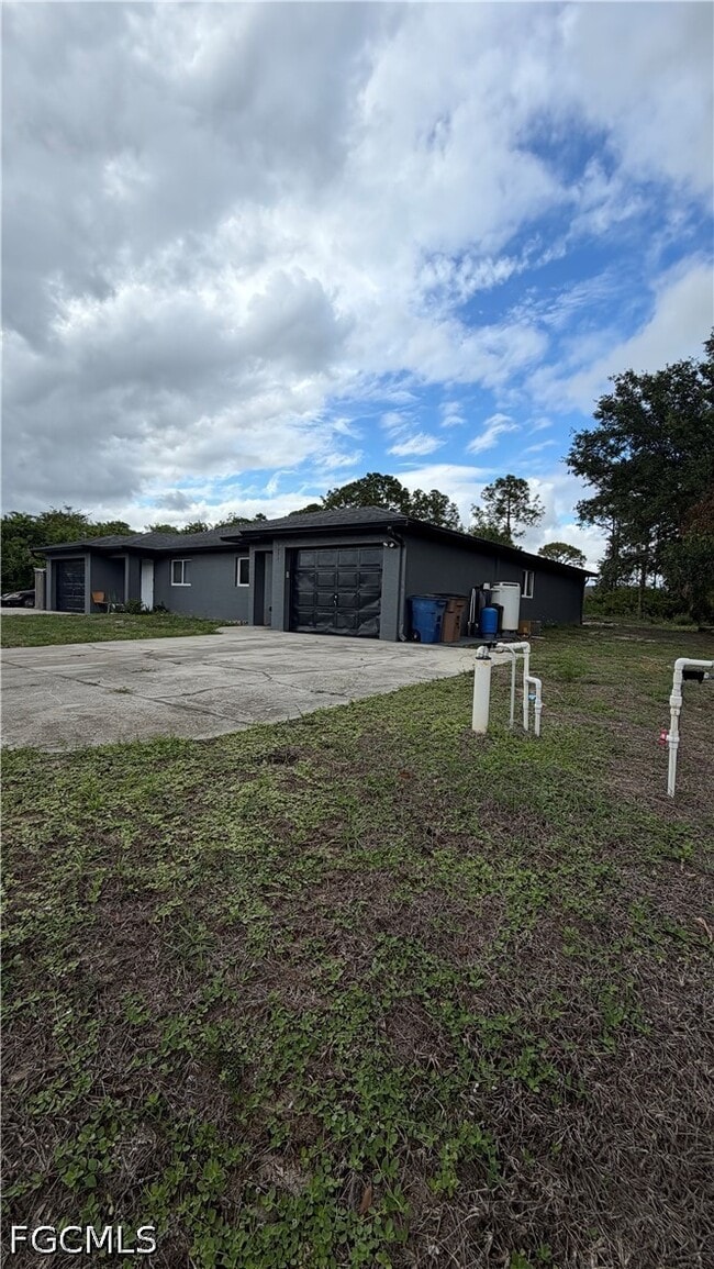 Building Photo - 5046 Locke Ln