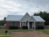 Building Photo - 2630 Winwood Cove