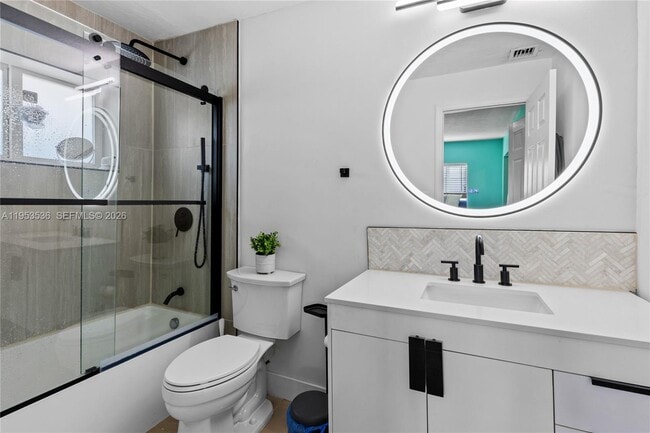 Building Photo - 14950 S Biscayne River Dr