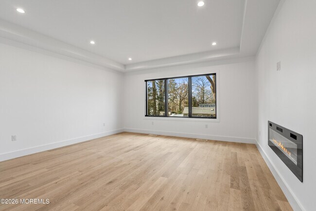 Building Photo - 150 Ampere Ave