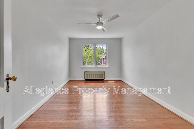 Building Photo - 20 Auburn Ct