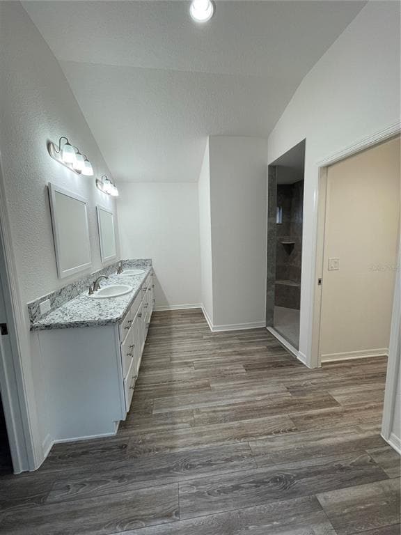 Building Photo - 2740 Alder Ave