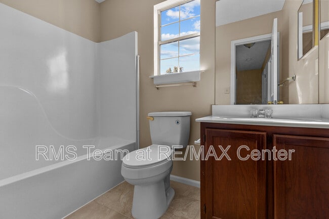 Building Photo - 3525 Park Bluff Ln NW