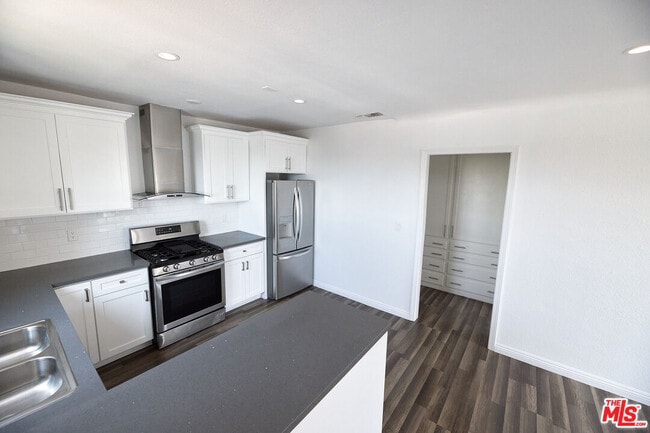 Building Photo - 1416 Helen Dr