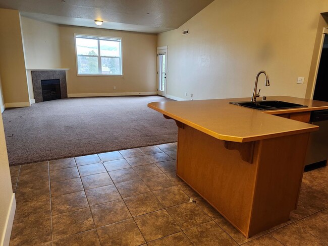 Building Photo - Great apartment in the center of Missoula!