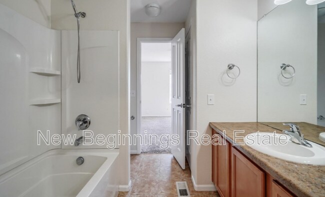 Building Photo - 8099 Elk River View
