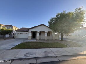 Building Photo - 21403 E Alyssa Rd