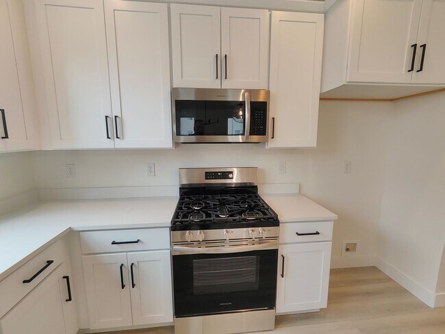 Building Photo - Aspen Ridge Lane #126