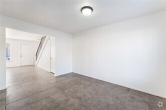 Building Photo - 3361 Civic Center Dr