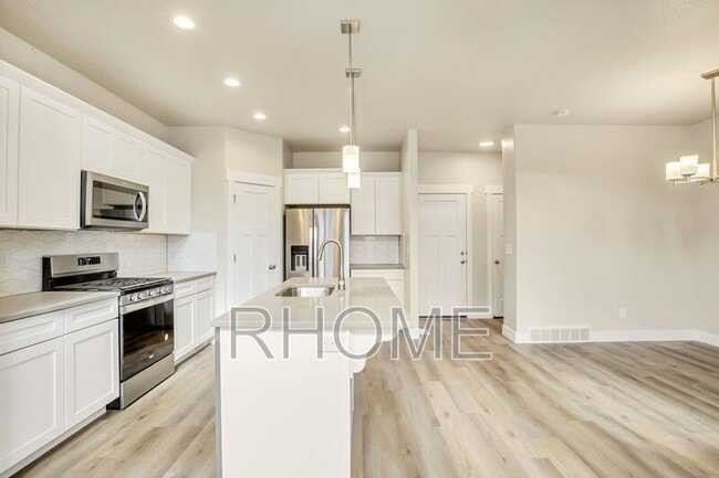 Building Photo - 13959 S Champlin Peak Dr