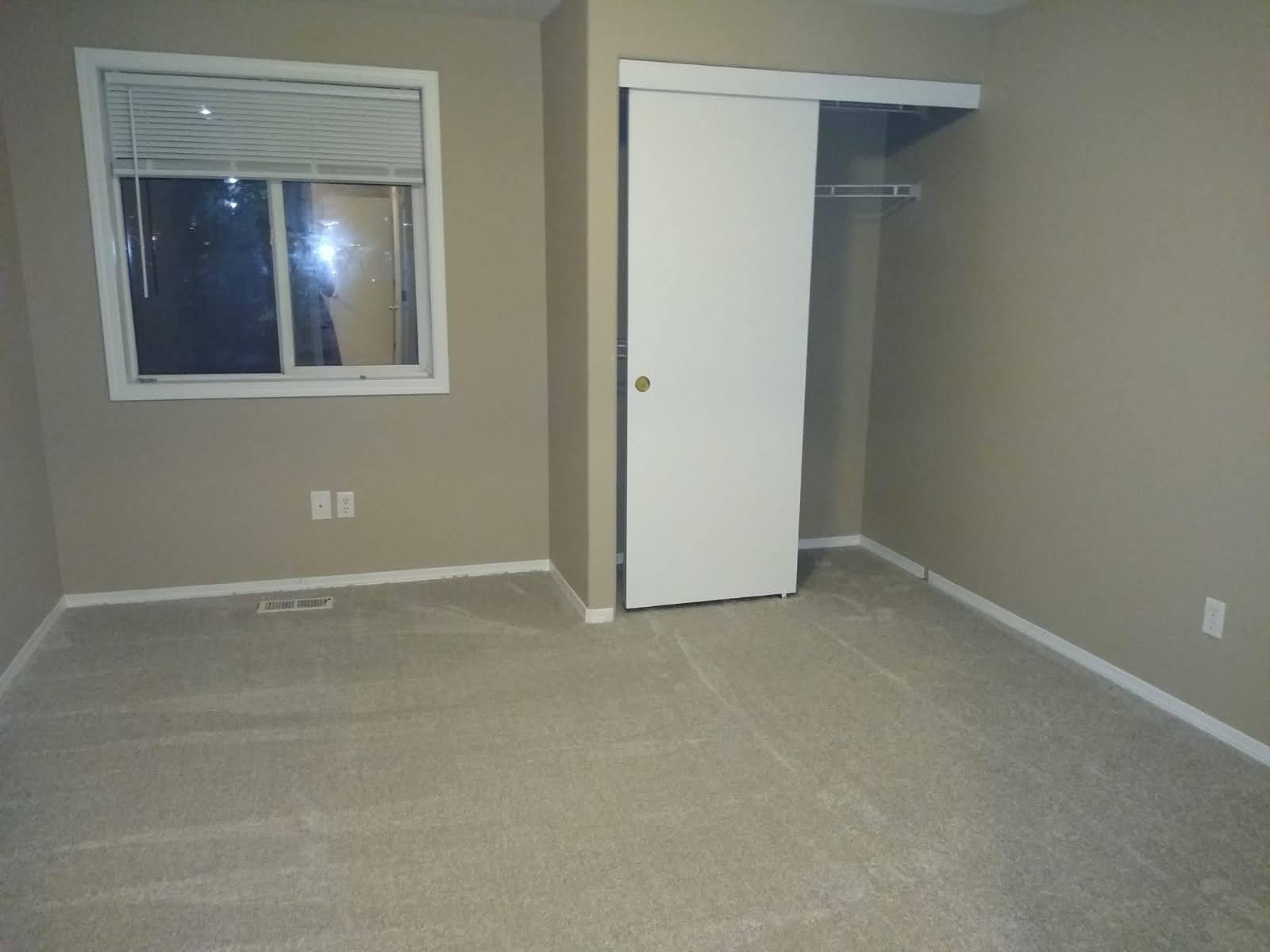 4-2b2b - 16049 SE Caruthers St
