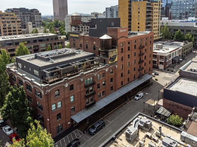 Building Photo - Historic Chown Pella Building - east facing Pearl District loft w/parking & storage