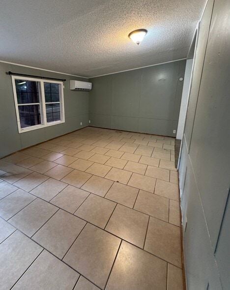 Building Photo - 286 Vestry Rd