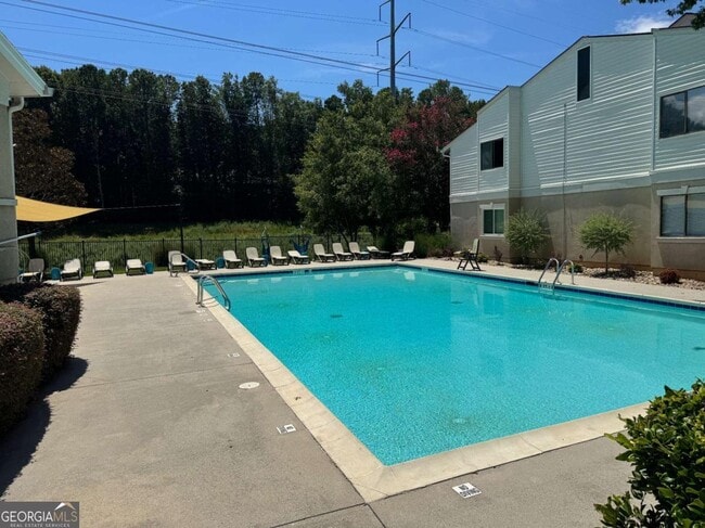 Building Photo - 5005 Wingate Way