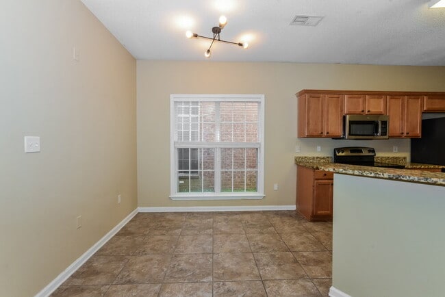 Building Photo - 2650 Bending Elm Cove