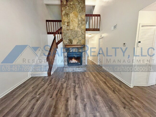 Building Photo - 5802 Trent Walk Dr