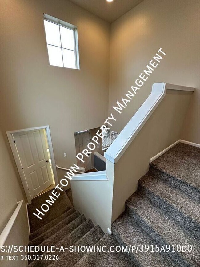 Building Photo - 5924 66th Ave SE