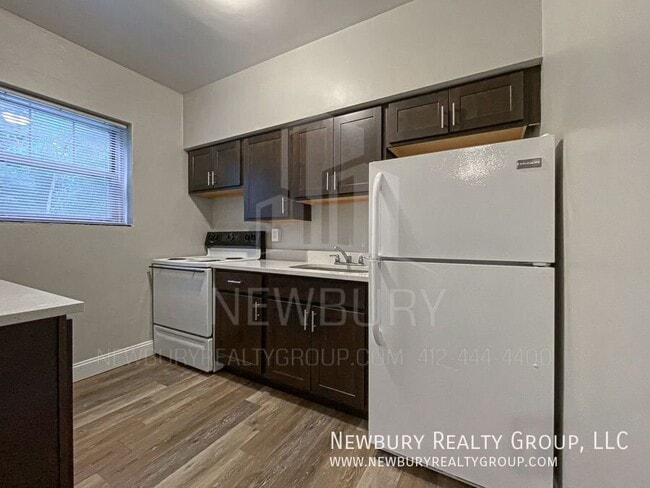 Building Photo - 319 San Juan Dr