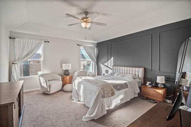 Building Photo - 9905 Comely Bnd