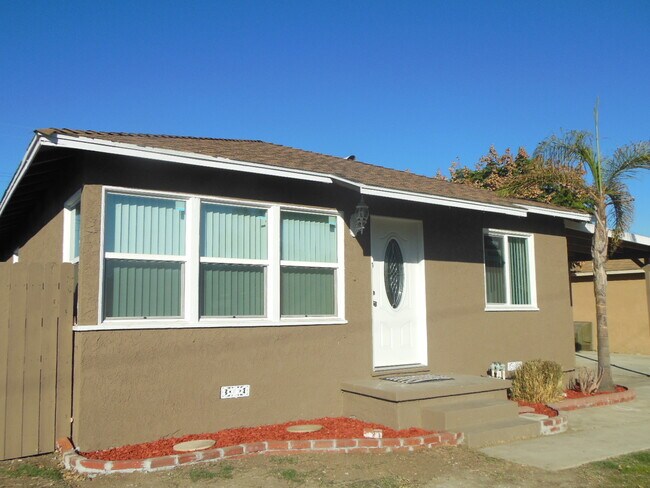 Building Photo - 11415 Potter St